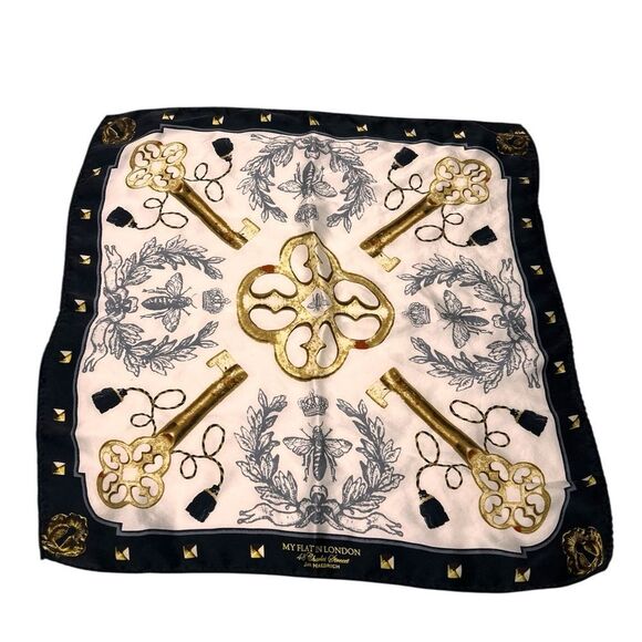 My Flat in London Gold and Black Scarf with Key Lock Motifs - Picture 2 of 8